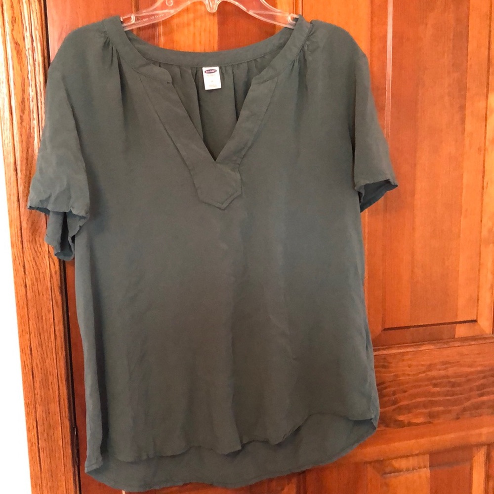 Old Navy Tee